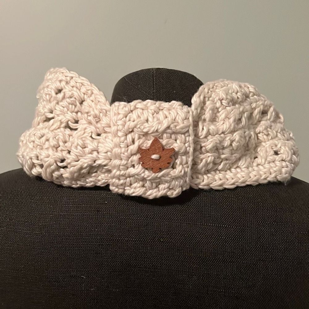 Cream Handmade Crochet Headband With Wooden Maple Leaf